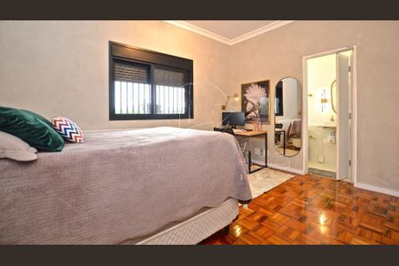 Casa à venda com 276m², 3 quartos e 4 vagas