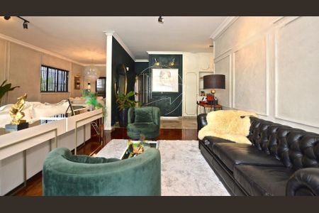 Casa à venda com 276m², 3 quartos e 4 vagas