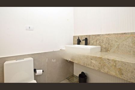 Casa à venda com 276m², 3 quartos e 4 vagas