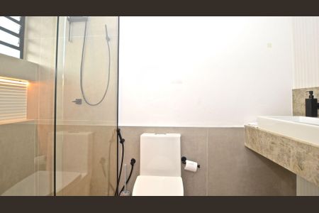 Casa à venda com 276m², 3 quartos e 4 vagas