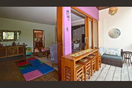 Casa à venda com 470m², 3 quartos e 3 vagas