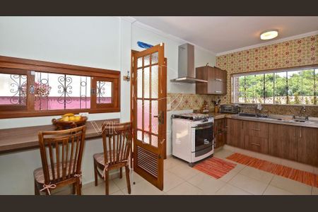 Casa à venda com 470m², 3 quartos e 3 vagas