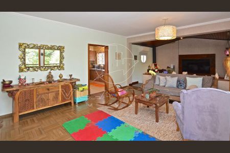 Casa à venda com 470m², 3 quartos e 3 vagas