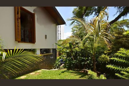 Casa à venda com 470m², 3 quartos e 3 vagas