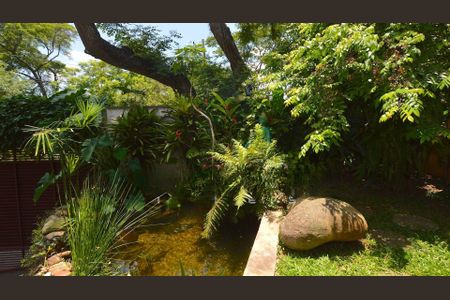 Casa à venda com 470m², 3 quartos e 3 vagas