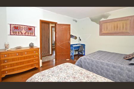 Casa à venda com 470m², 3 quartos e 3 vagas