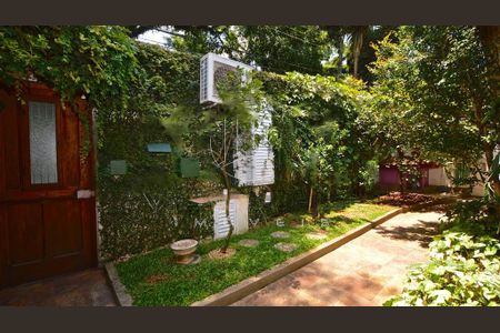 Casa à venda com 470m², 3 quartos e 3 vagas