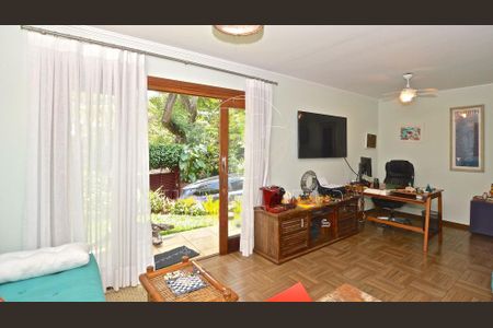 Casa à venda com 470m², 3 quartos e 3 vagas