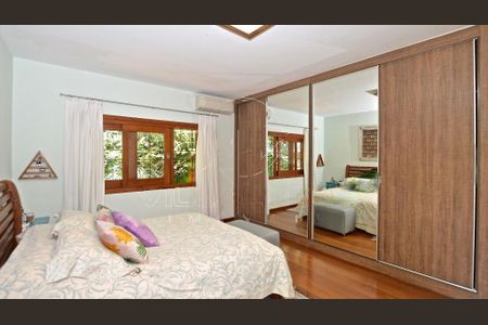 Casa à venda com 470m², 3 quartos e 3 vagas