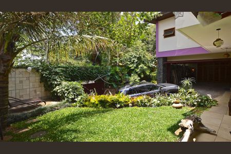 Casa à venda com 470m², 3 quartos e 3 vagas