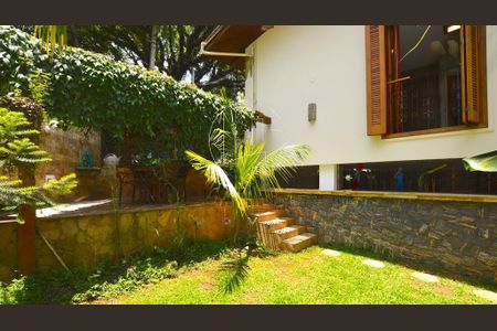 Casa à venda com 470m², 3 quartos e 3 vagas