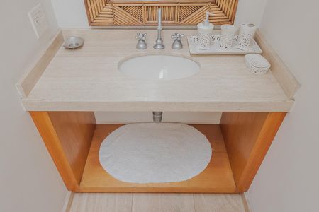 Casa à venda com 350m², 3 quartos e 4 vagas Casa à venda com 350m², 3 quartos e 4 vagasBanheiro da Suíte 2