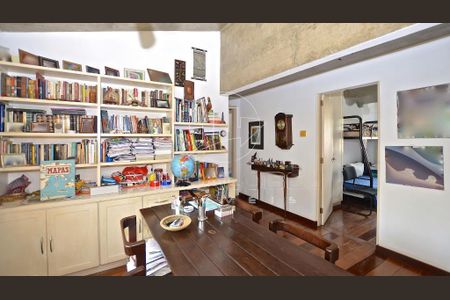 Casa à venda com 3 quartos, 521m² em Sumaré, São Paulo