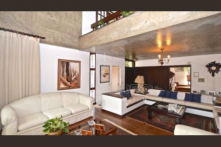 Casa à venda com 3 quartos, 521m² em Sumaré, São Paulo