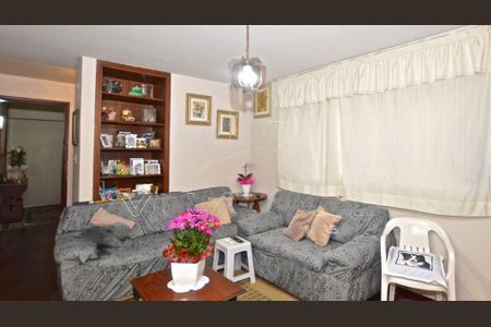 Casa à venda com 181m², 3 quartos e 2 vagas