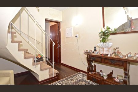 Casa à venda com 181m², 3 quartos e 2 vagas