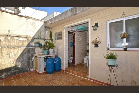 Casa à venda com 181m², 3 quartos e 2 vagas