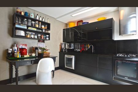 Casa à venda com 495m², 3 quartos e 2 vagas