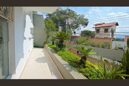 Casa à venda com 471m², 4 quartos e 4 vagas