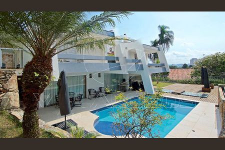 Casa à venda com 471m², 4 quartos e 4 vagas