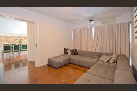 Casa à venda com 471m², 4 quartos e 4 vagas