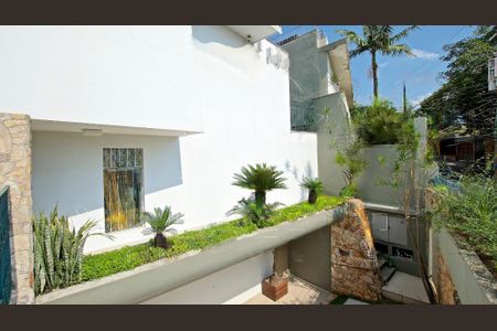 Casa à venda com 471m², 4 quartos e 4 vagas