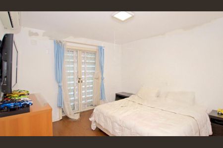 Casa à venda com 471m², 4 quartos e 4 vagas