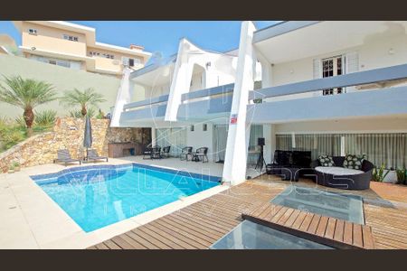Casa à venda com 471m², 4 quartos e 4 vagas