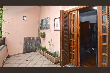 Casa à venda com 288m², 4 quartos e 3 vagas