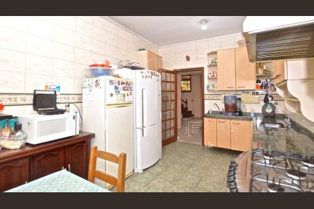 Casa à venda com 288m², 4 quartos e 3 vagas