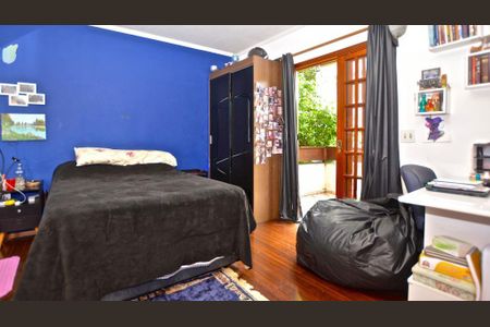 Casa à venda com 288m², 4 quartos e 3 vagas