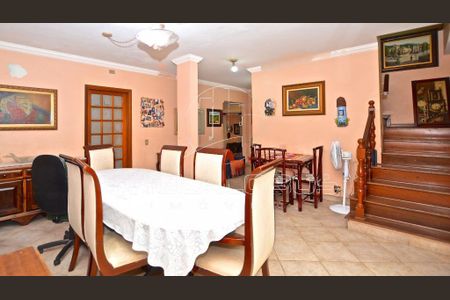 Casa à venda com 288m², 4 quartos e 3 vagas