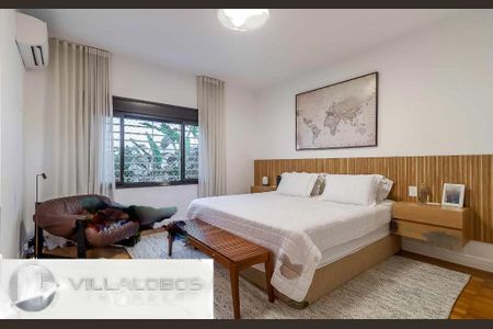 Casa à venda com 3 quartos, 588m² em Pinheiros, São Paulo