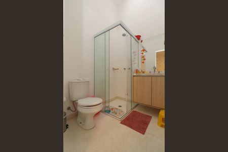 Casa à venda com 588m², 3 quartos e 3 vagas Casa à venda com 588m², 3 quartos e 3 vagasBanheiro da Suíte 1