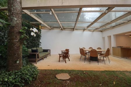 Casa à venda com 588m², 3 quartos e 3 vagas Casa à venda com 588m², 3 quartos e 3 vagasÁrea gourmet