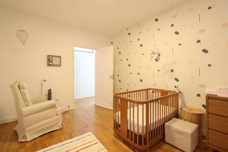 Casa à venda com 588m², 3 quartos e 3 vagas Casa à venda com 588m², 3 quartos e 3 vagasSuíte 3