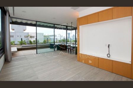 Apartamento à venda com 3 quartos, 260m² em Vila Madalena, São Paulo