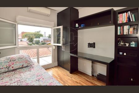 Casa à venda com 525m², 5 quartos e 5 vagas