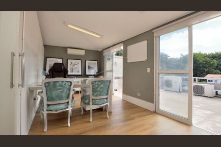 Casa à venda com 525m², 5 quartos e 5 vagas