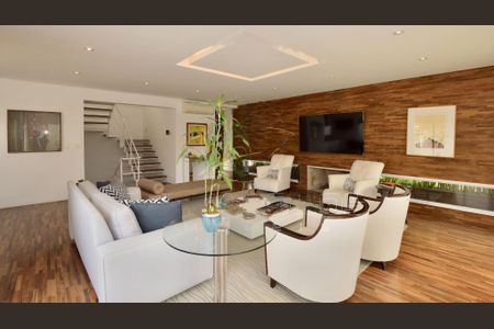 Casa à venda com 525m², 5 quartos e 5 vagas