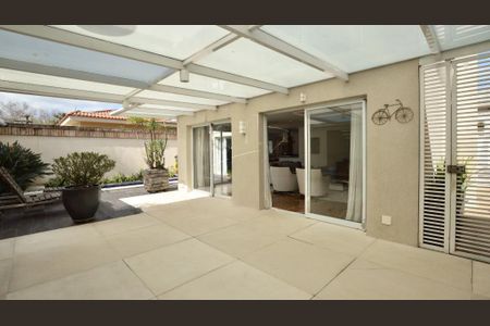 Casa à venda com 525m², 5 quartos e 5 vagas