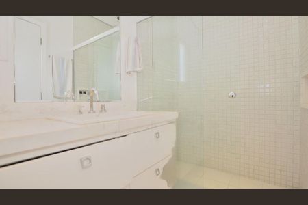 Casa à venda com 525m², 5 quartos e 5 vagas