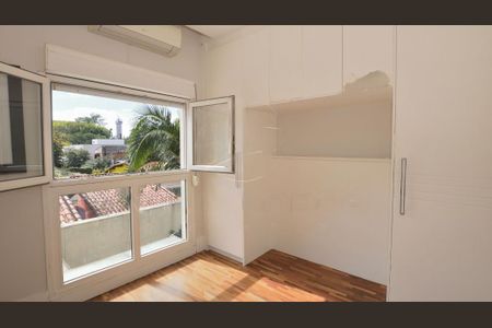 Casa à venda com 525m², 5 quartos e 5 vagas