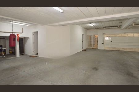 Casa à venda com 525m², 5 quartos e 5 vagas