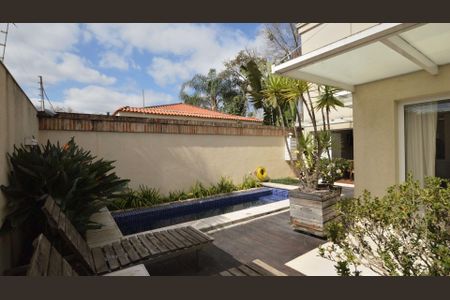 Casa à venda com 525m², 5 quartos e 5 vagas