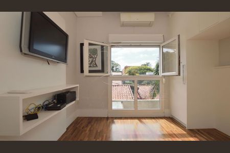 Casa à venda com 525m², 5 quartos e 5 vagas