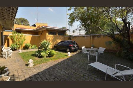 Casa à venda com 261m², 4 quartos e 4 vagas