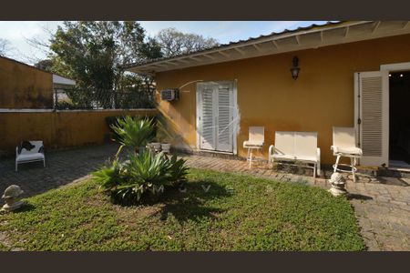 Casa à venda com 261m², 4 quartos e 4 vagas