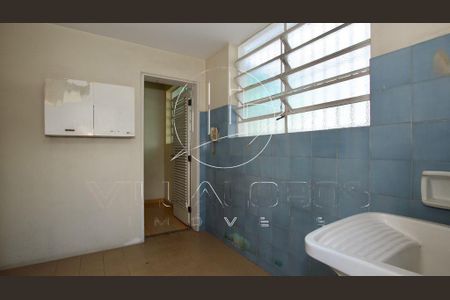 Casa à venda com 250m², 2 quartos e 8 vagas