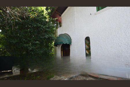 Casa à venda com 400m², 4 quartos e 6 vagas